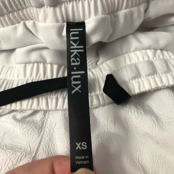 Lukka•Lux chic active shorts - Picture 4 of 4